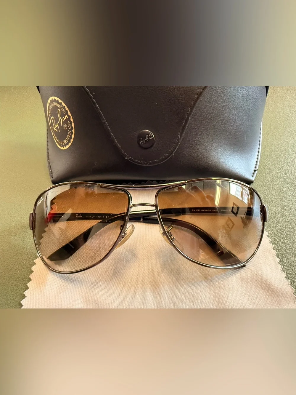 Ray-Ban authentic ray